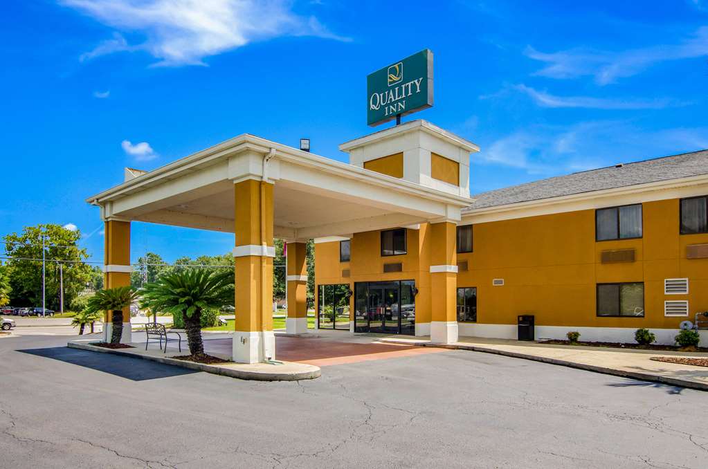 Quality Inn near University of Mobile — hotel in Saraland