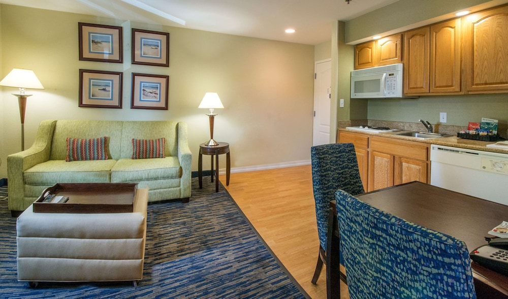 Homewood Suites by Hilton Sarasota - photo 9