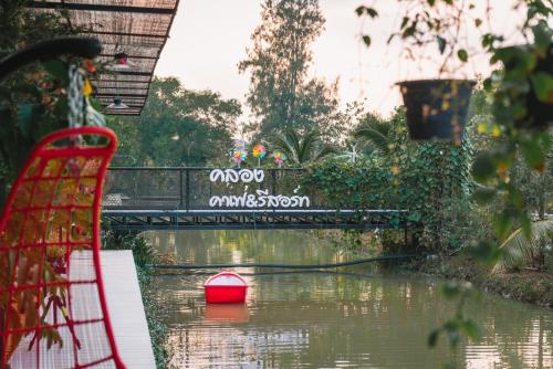 Klong Cafe & Resort in Pathum Thani, Thailand