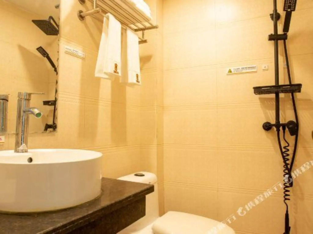 Chenyue Hotel - carbon neutral hotel in Chengdu