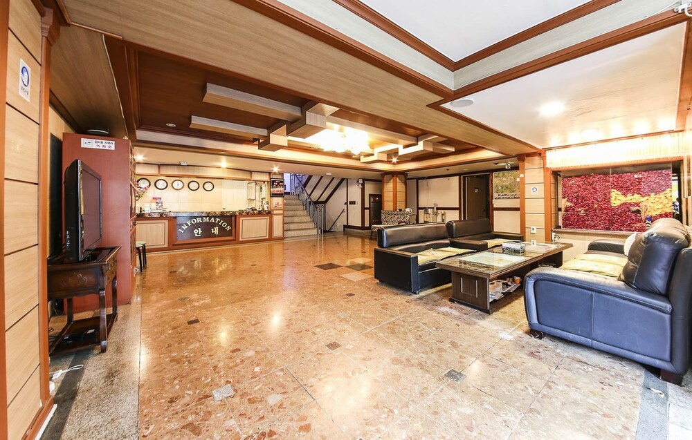 Daechung Resortel in Sokcho, South Korea