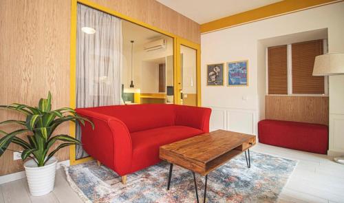Masterfully Designed Apartment By Wehost