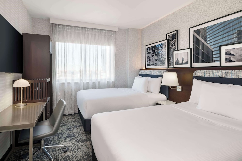 DoubleTree by Hilton Long Island City NY