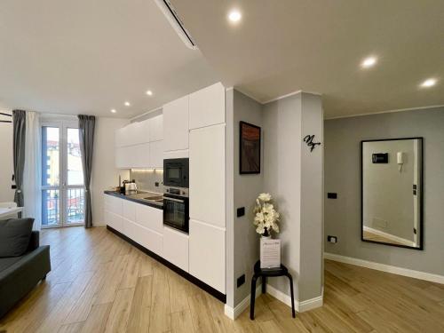 Luxury Downtown Milan MF Apartments — 4-Star Luxury Hotel in Milan, Italy