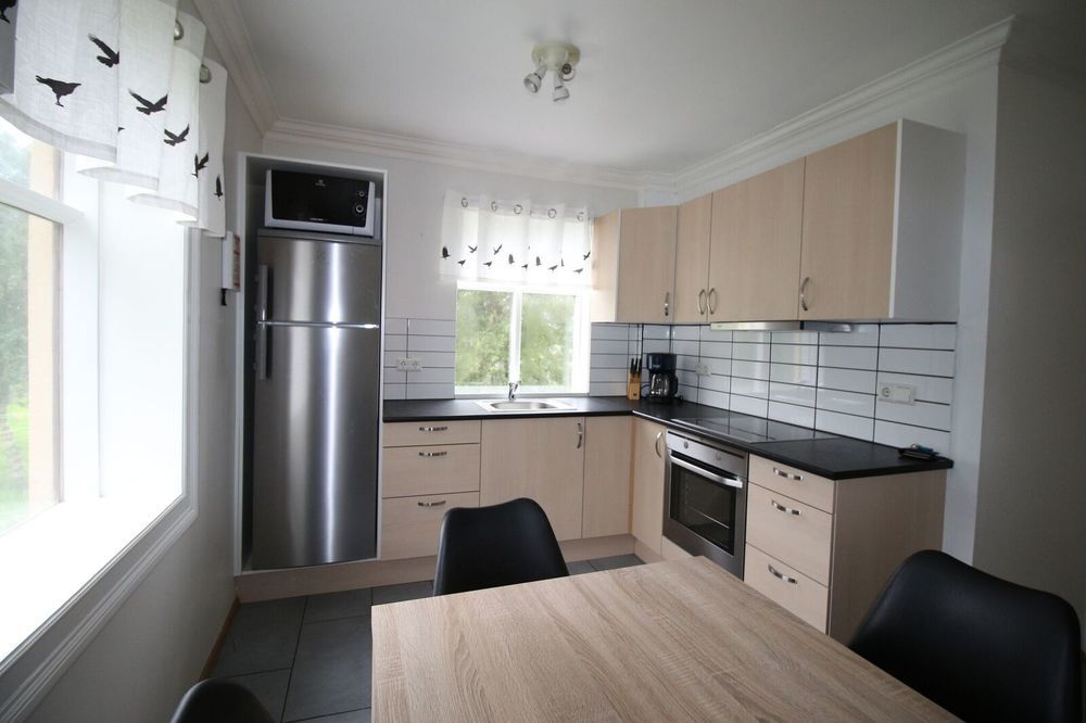 Steinaskjol Guesthouse