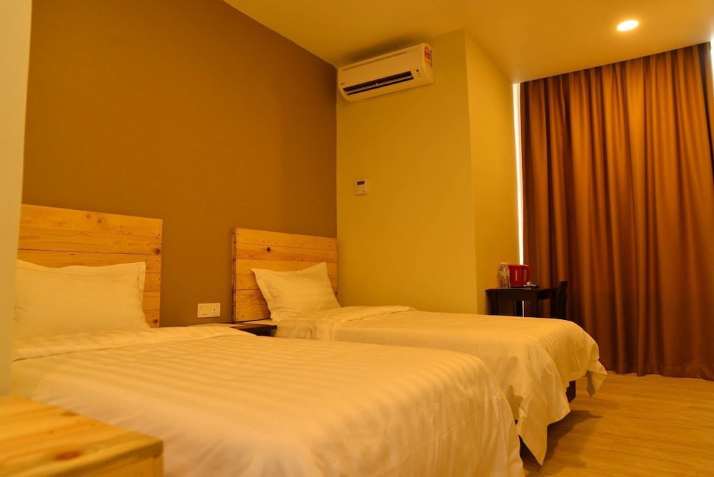 Sg. Paka Hotel in Paka, Malaysia