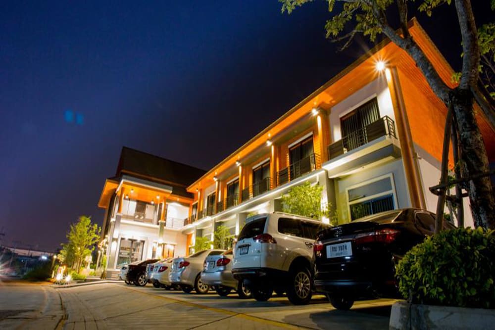Aziss Boutique Hotel in Phitsanulok, Thailand