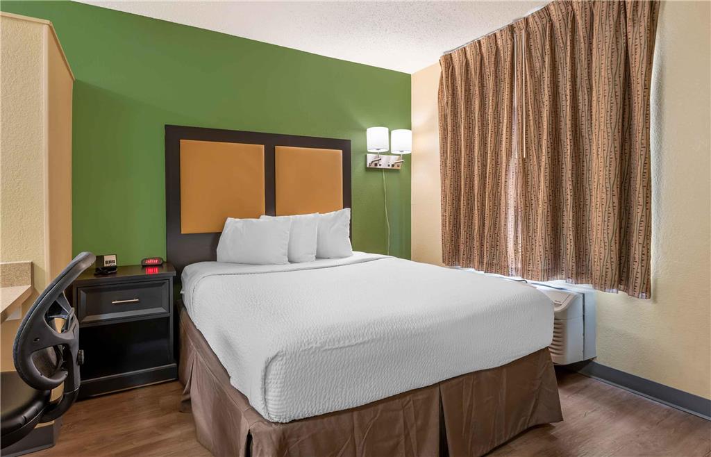 Extended Stay America Suites Toledo Holland - photo 28