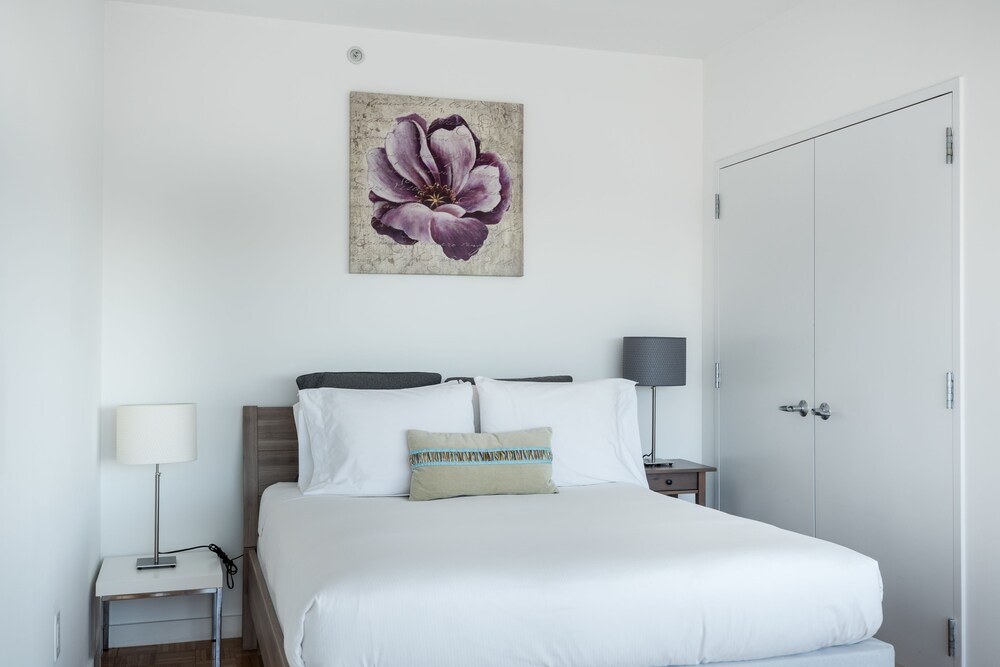 Dharma Home Suites JC at Paulus Hook - photo 4