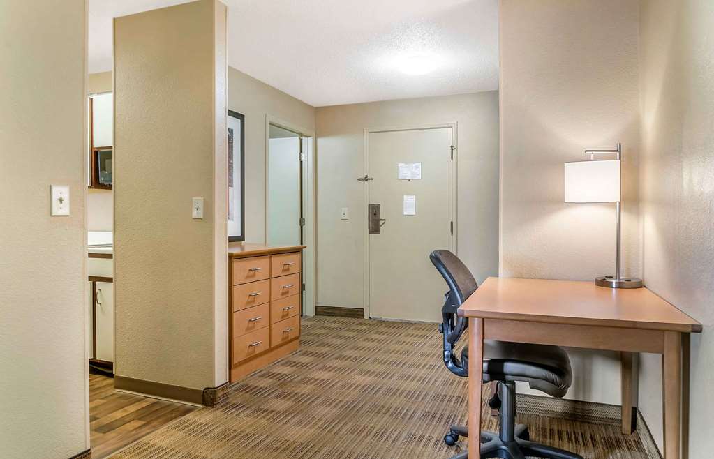 Extended Stay America Select Suites Detroit Ann Arbor Univ S - photo 26