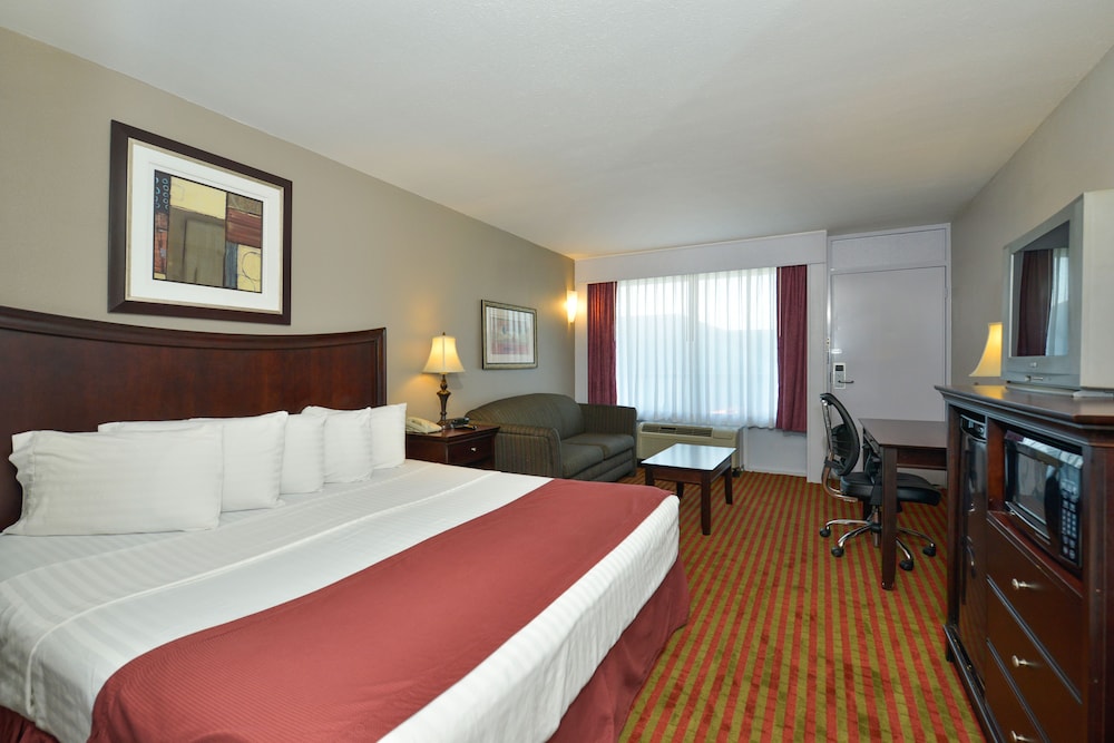 The Dels Pittsburg - photo 23