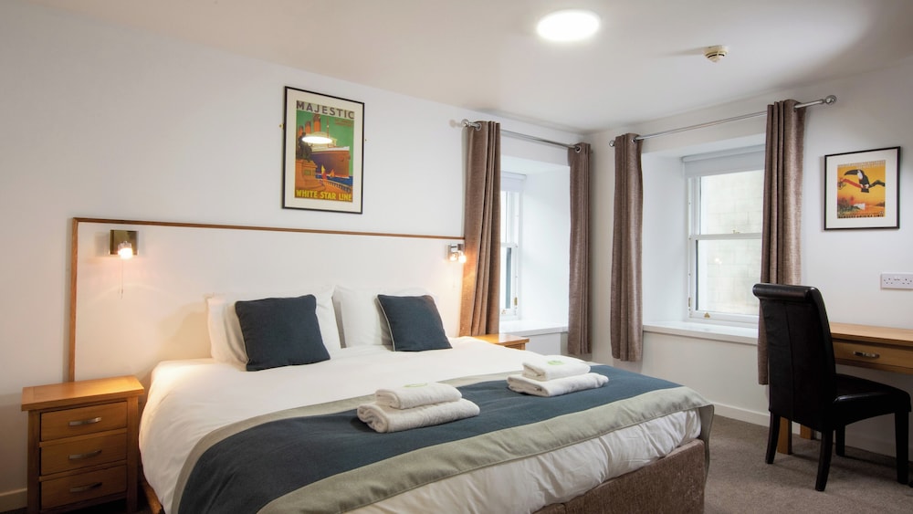 Ferry Inn Stromness - carbon neutral hotel in Stromness