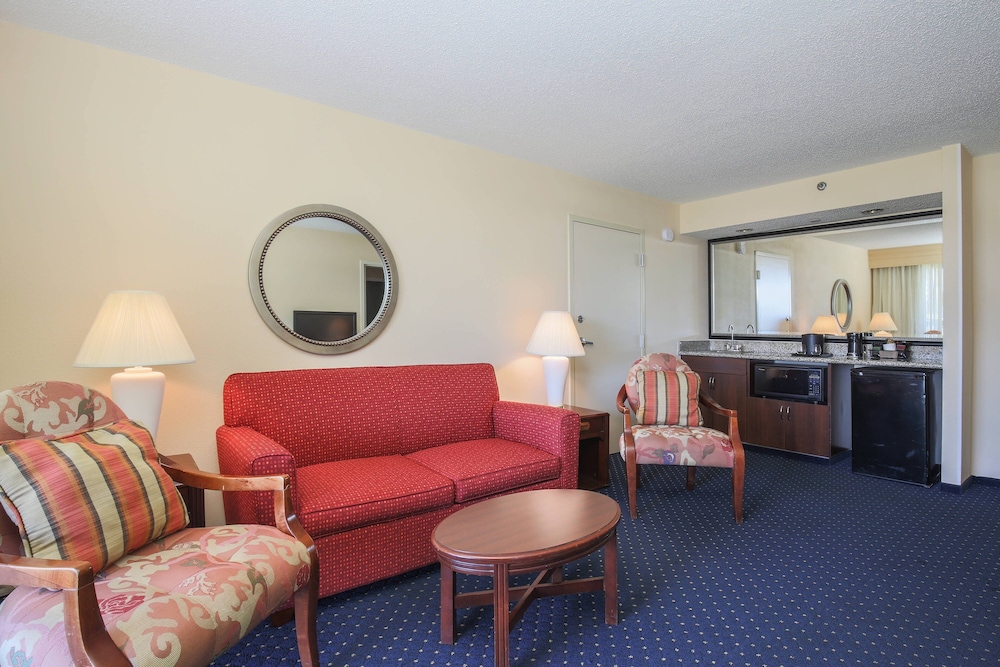 Courtyard Flint by Marriott - photo 42
