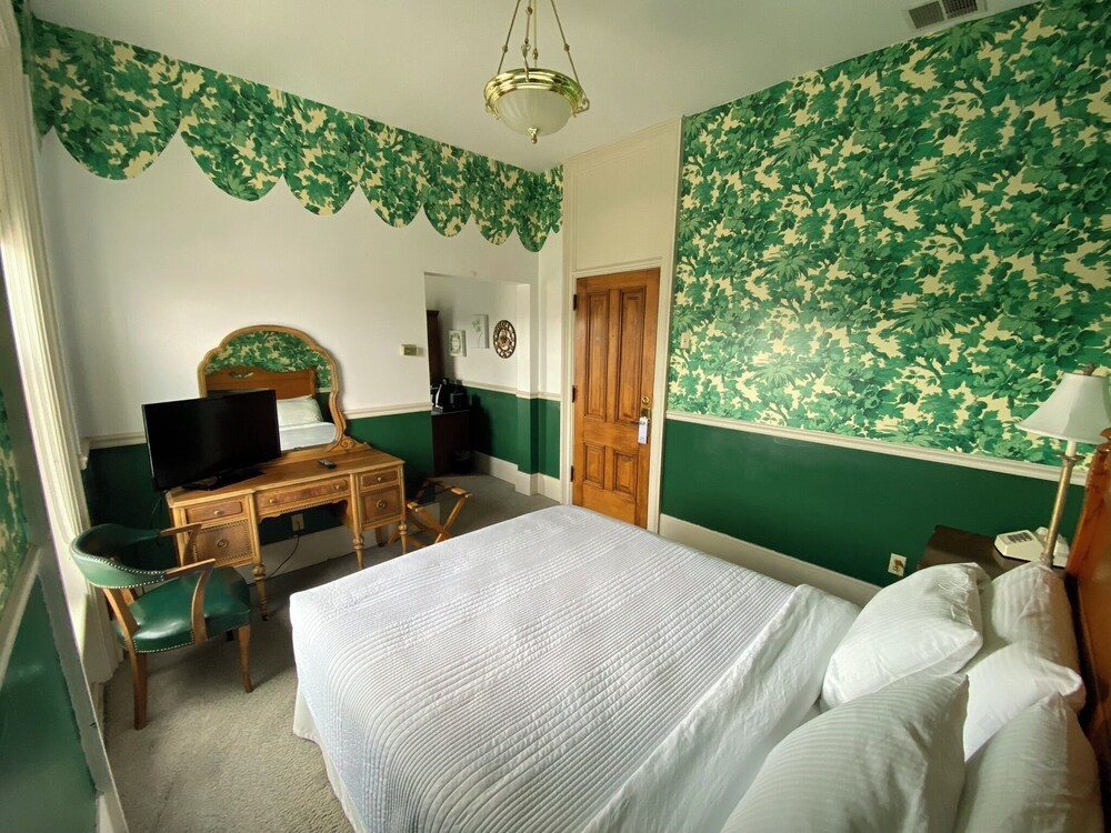 Decker Hotel - photo 30