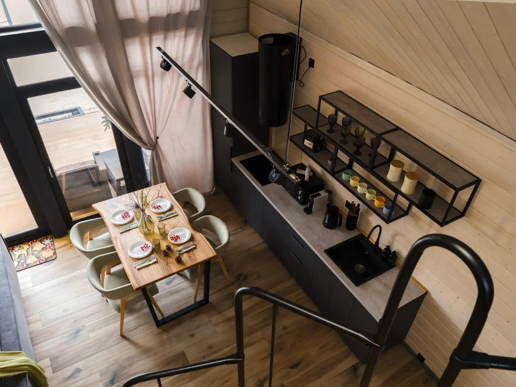 Schast'e - carbon neutral hotel in Unknown City