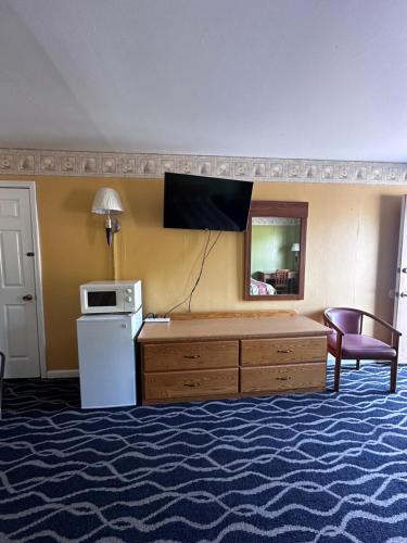 Park Inn Motel - photo 12