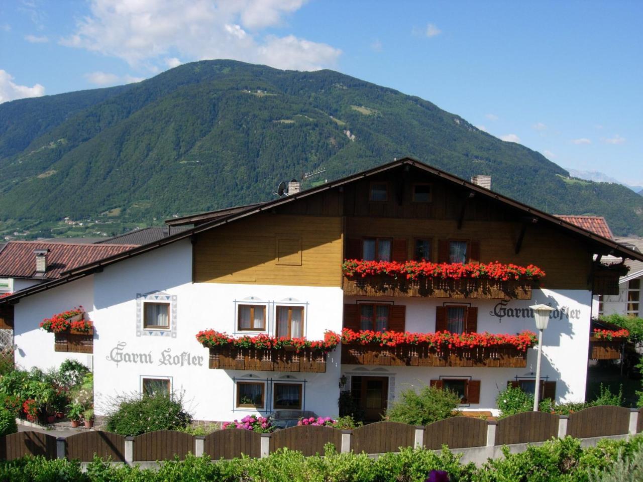 Garni Kofler - last minute hotel in Tirolo