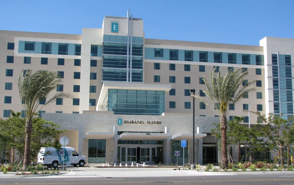 Embassy Suites Ontario Airport - photo 47