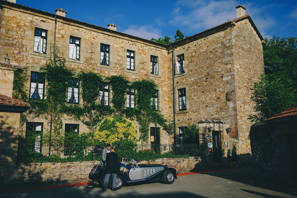 Hotel Casona El Arral in Lierganes, Spain