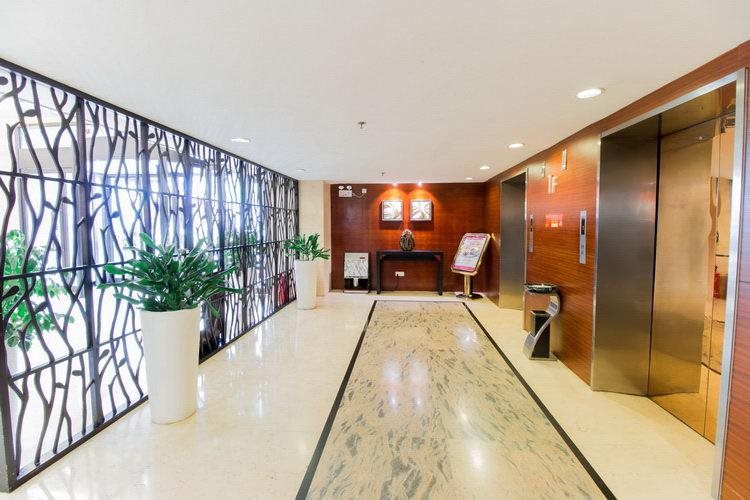 Yitel Collection Shanghai Hongqiao Airport — 4-Star Luxury Hotel in Shanghai, People's Republic of China