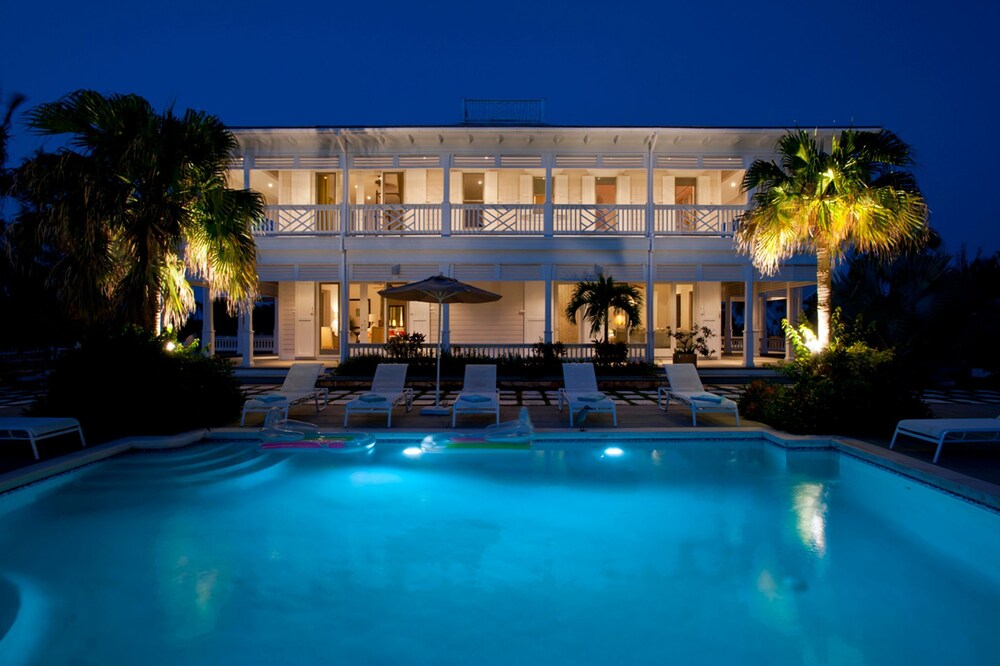 Lush Life in Governor's Harbour, Bahamas