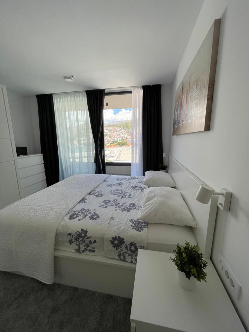Lumax Apartment