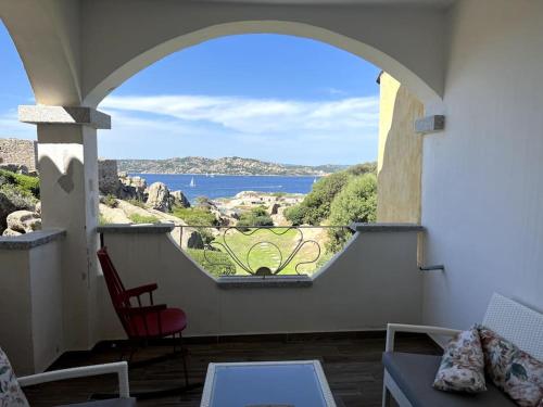 Esclusivo con vista mare — 4-Star Luxury Hotel in La Maddalena, Italy
