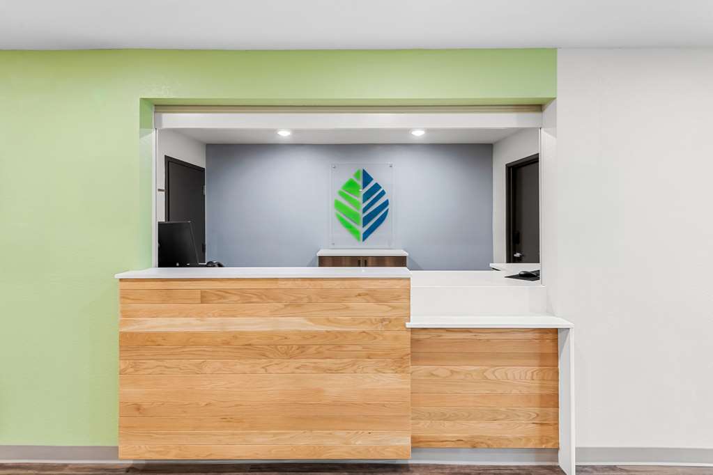 Woodspring Suites Kansas City Airport - photo 5