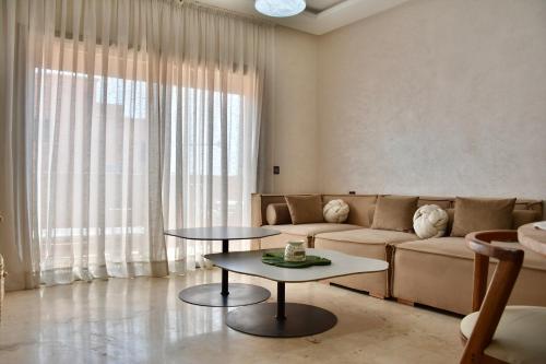 Bel appartement au quartier Plaza — 4-Star Luxury Hotel in Marrakesh, Morocco