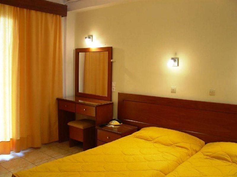 Golden Sands Hotel - last minute hotel in Corfu