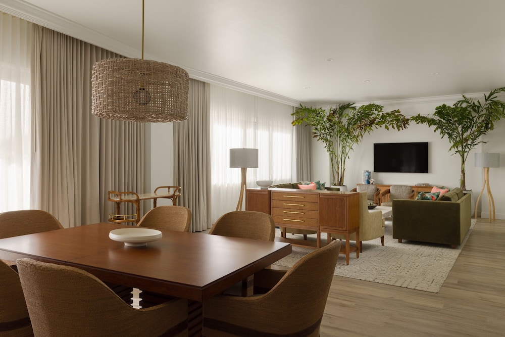 Tommy Bahama Miramonte Resort & Spa - photo 4