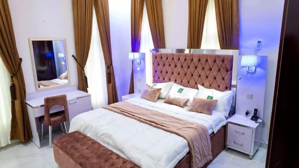 Gold Palm Hotels Ltd — Ikom — photo 4