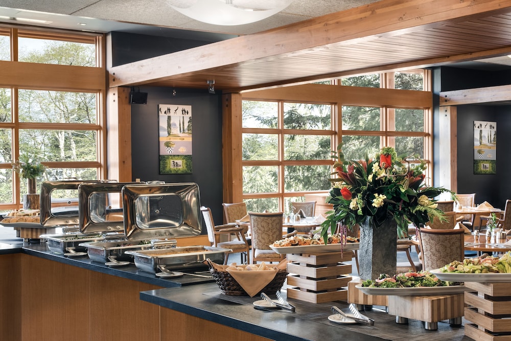 Cedarbrook Lodge - photo 19