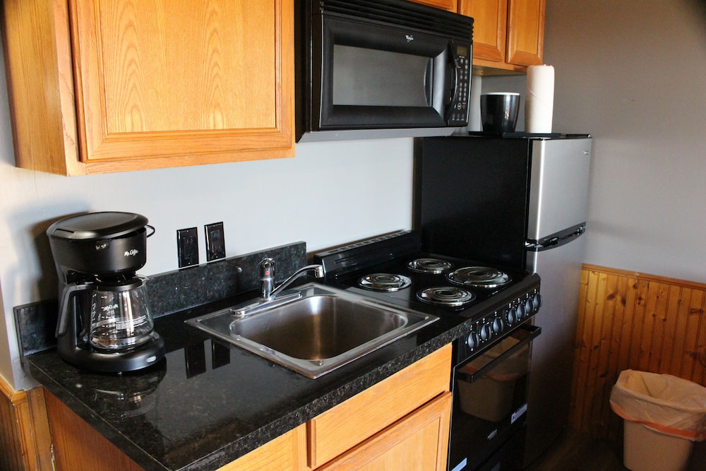Canyon Lakeview Resort - photo 9