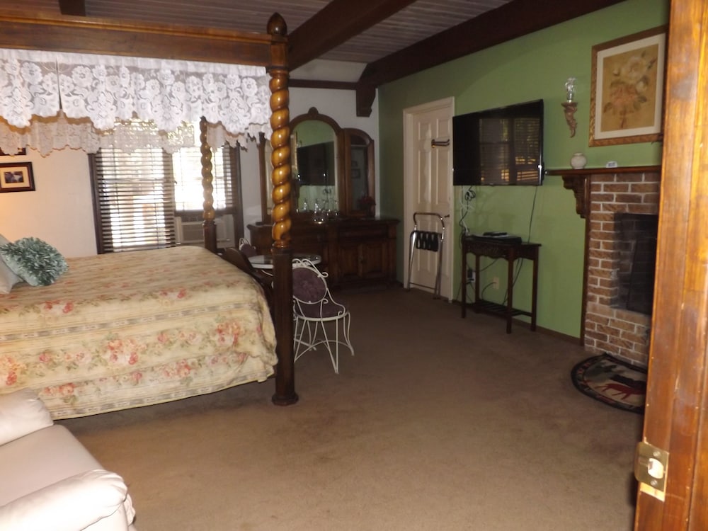 Arizona Mountain Inn and Cabins - photo 31