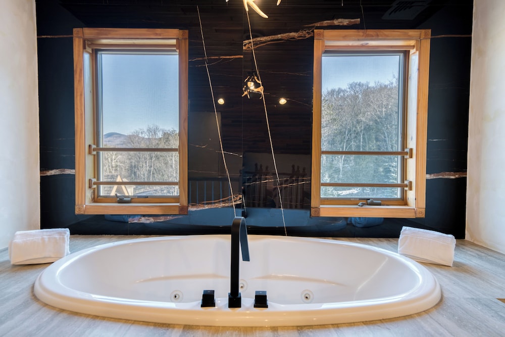 The Haüs Windham Spacious Suites Hot Tub Mountain Views - photo 31