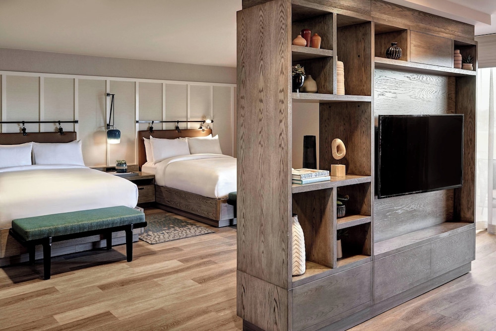 Westdrift Manhattan Beach Autograph Collection by Marriott - photo 20