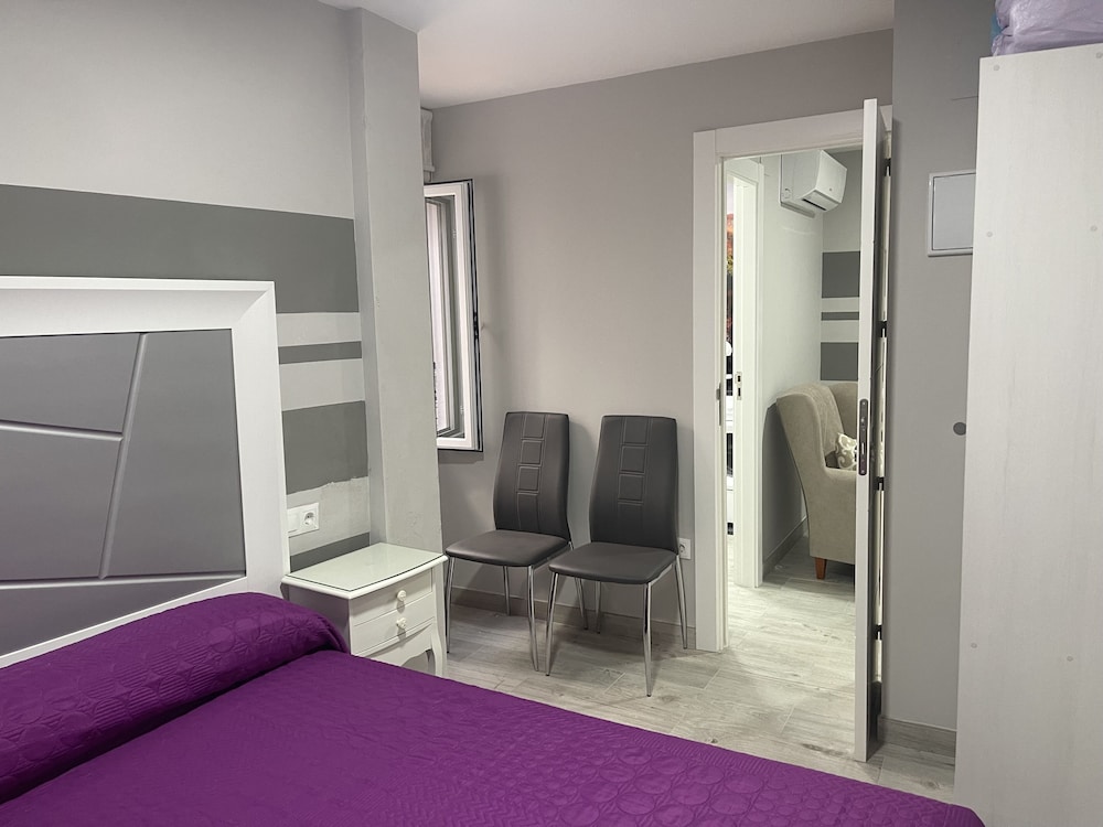 Viana Rooms in Cordoba, Spain