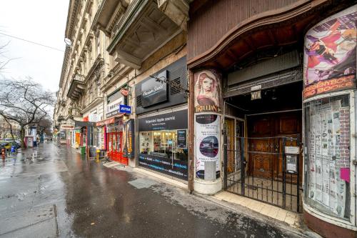 Sweet Dreams at Oktogon Downtown — 4-Star Luxury Hotel in Budapest, Hungary