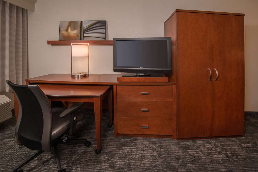 Sonesta Select Arlington Rosslyn - photo 8
