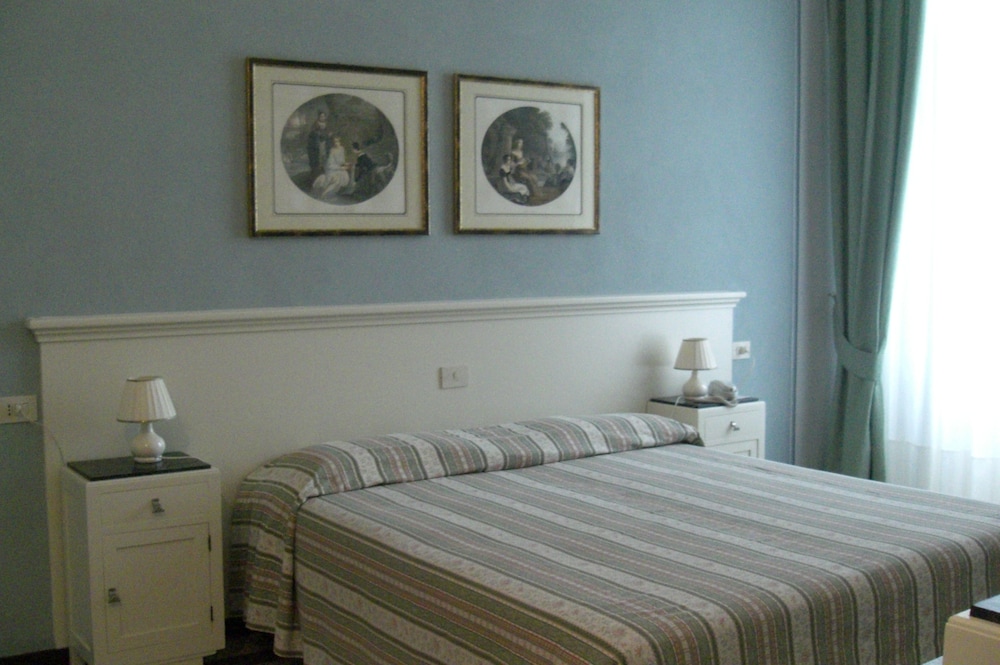 Hotel Alpino - carbon neutral hotel in Barga