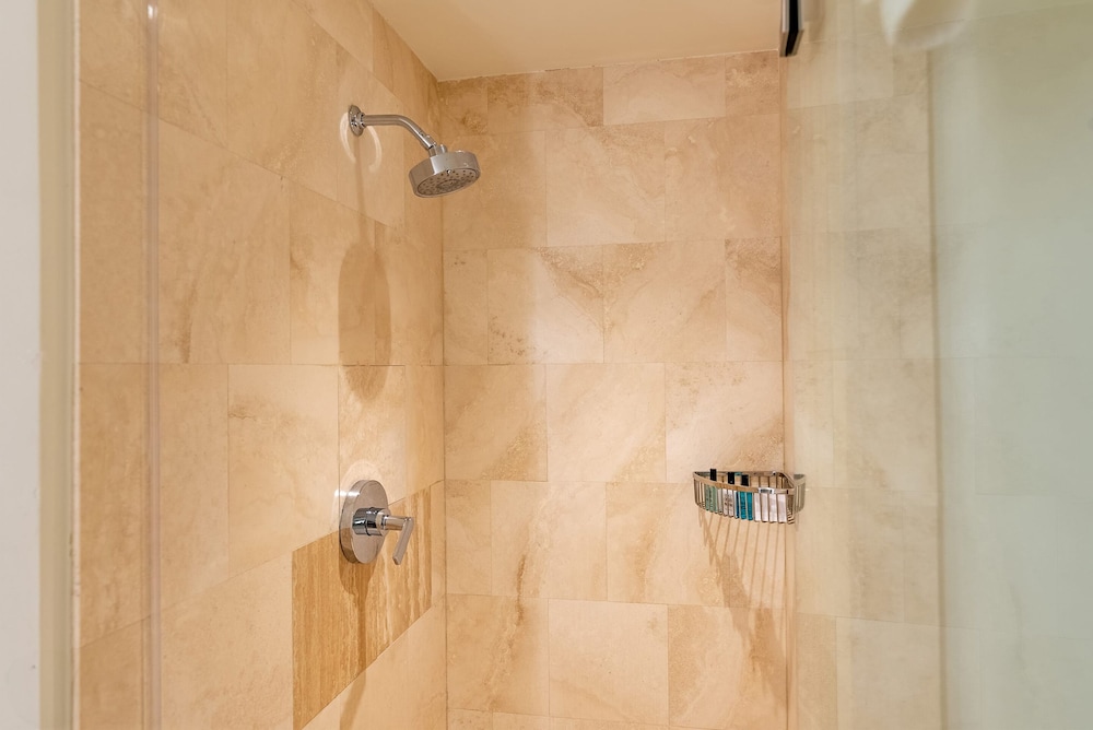Fontainebleau Miami Beach Private Luxury Suites - photo 306