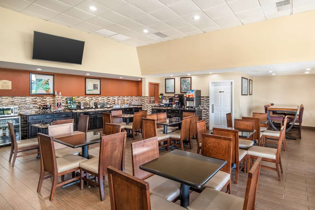 Best Western Green Tree Inn - photo 25