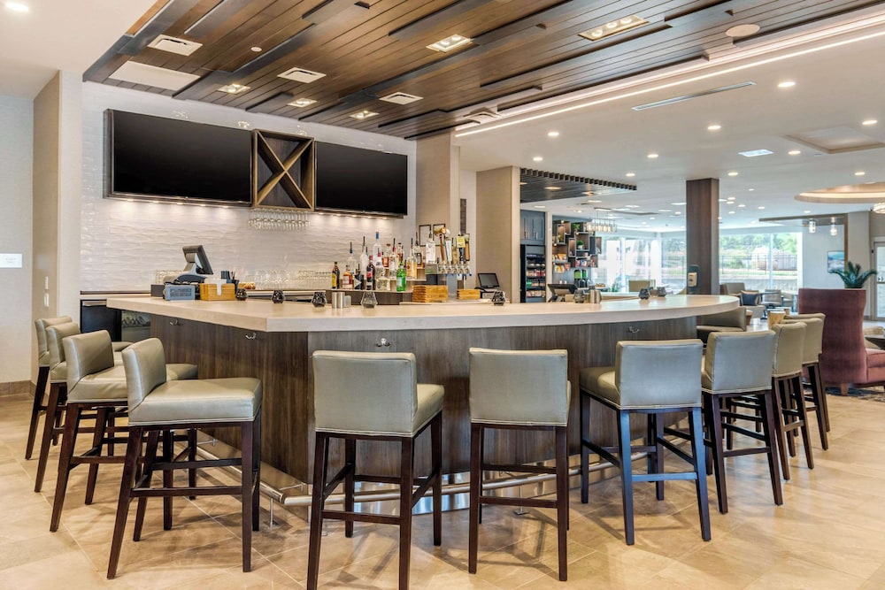 Cambria Hotel Fort Mill - photo 46