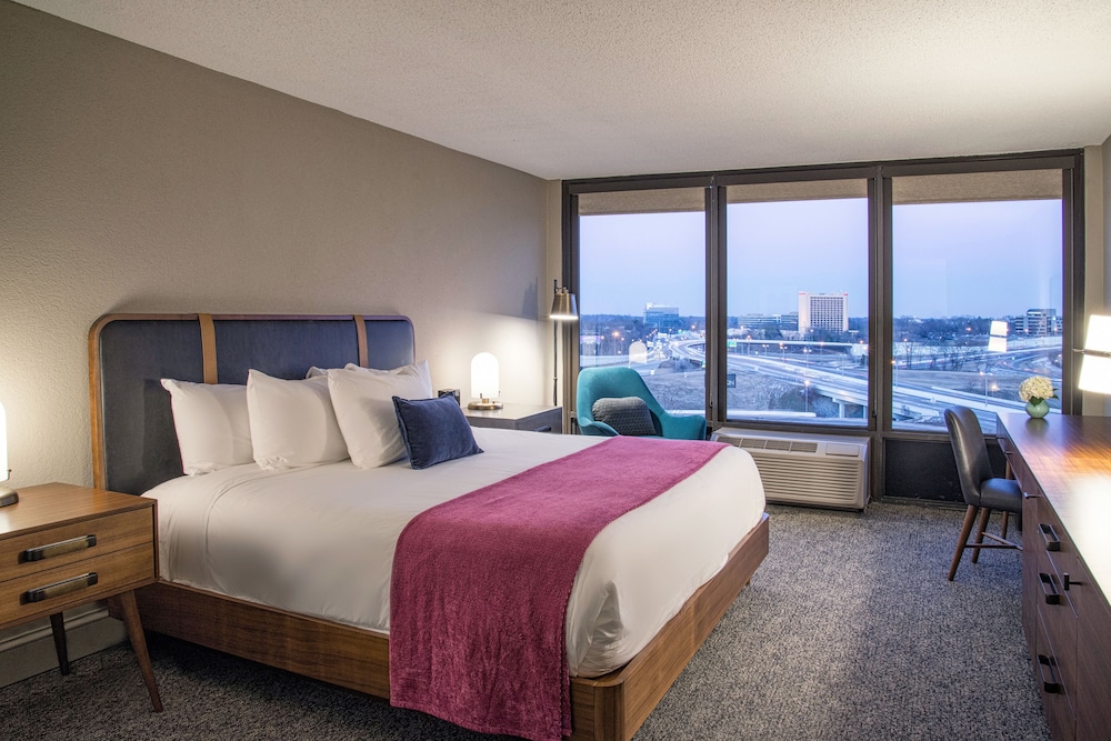Hotel Preston - photo 14