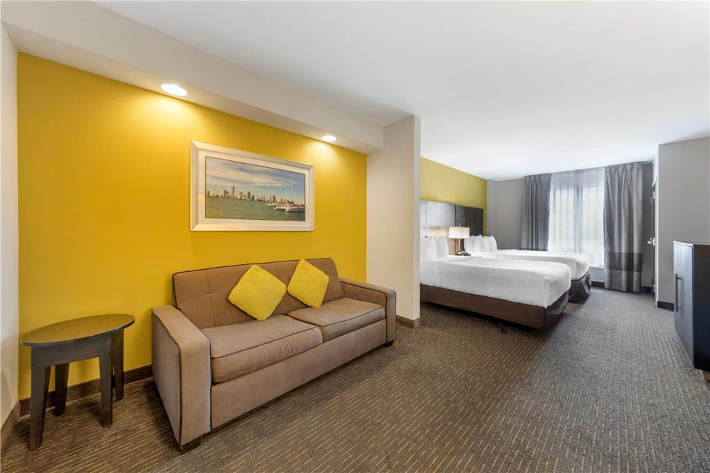 Comfort Suites Miami Airport North - photo 43