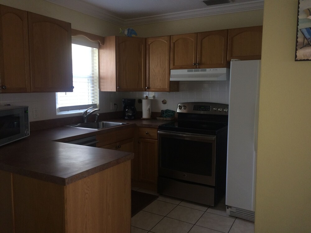 Queen's Gate Resort - photo 17