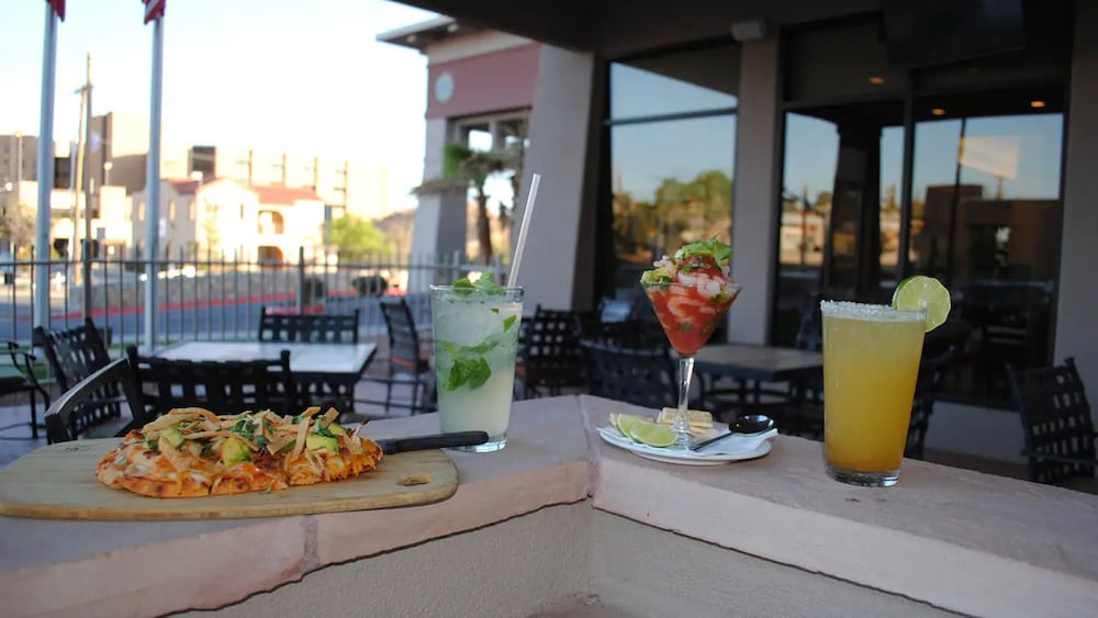 Hilton Garden Inn El Paso University - photo 37