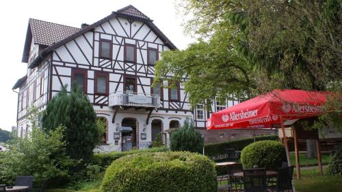 Landhotel Lonskrug — Stadtoldendorf