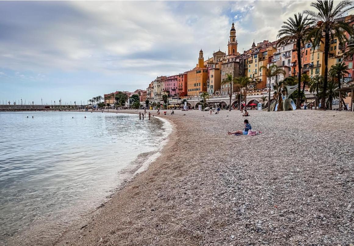 Le Soleia Spacious 3p Beachfront Parking — Menton — photo 3
